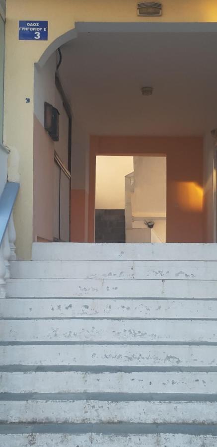 Néa Péramos Stathoris Deluxe Apartment מראה חיצוני תמונה