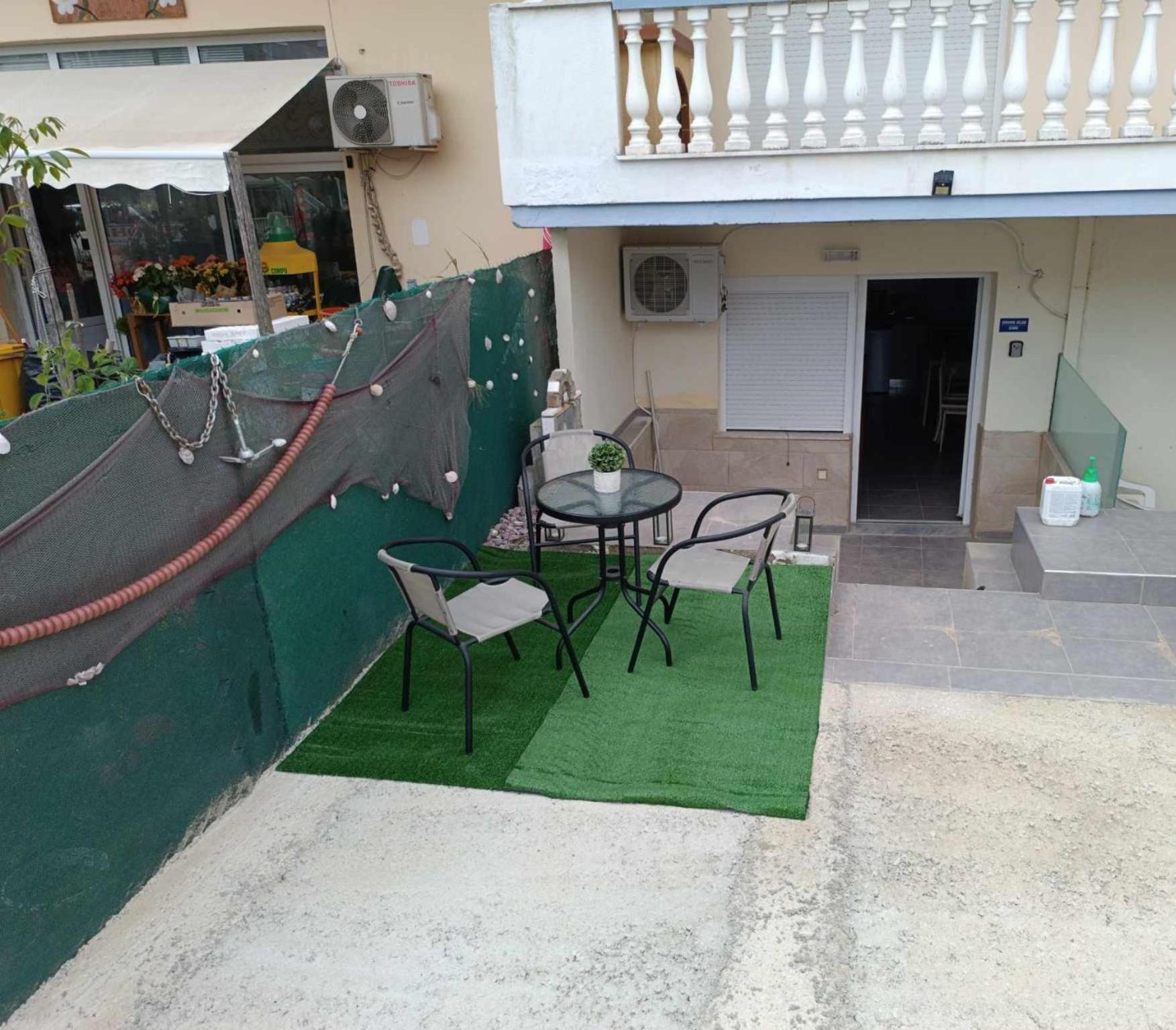 Néa Péramos Stathoris Deluxe Apartment מראה חיצוני תמונה